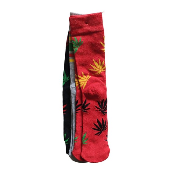 Basic Equipment Knit Crew Socks Men Size 6-12.5 Marijuana Weed Leaf 3 Pack - Picture 4 of 4